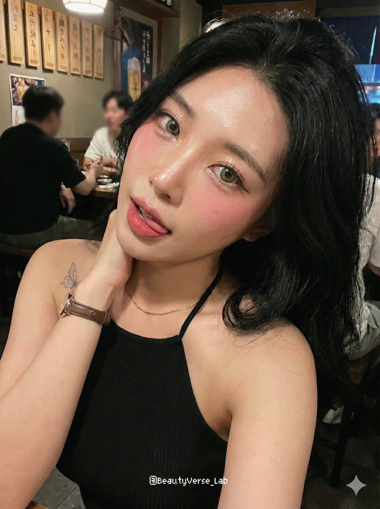 Influencer Selfie in Japanese Izakaya - view 1