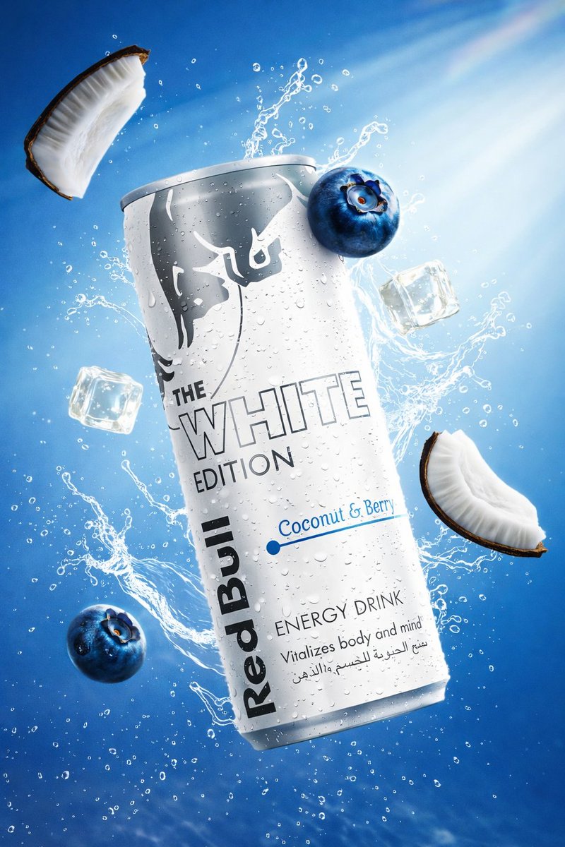 Hyper-realistic Commercial Drink Can Photography with Splashes thumbnail 3