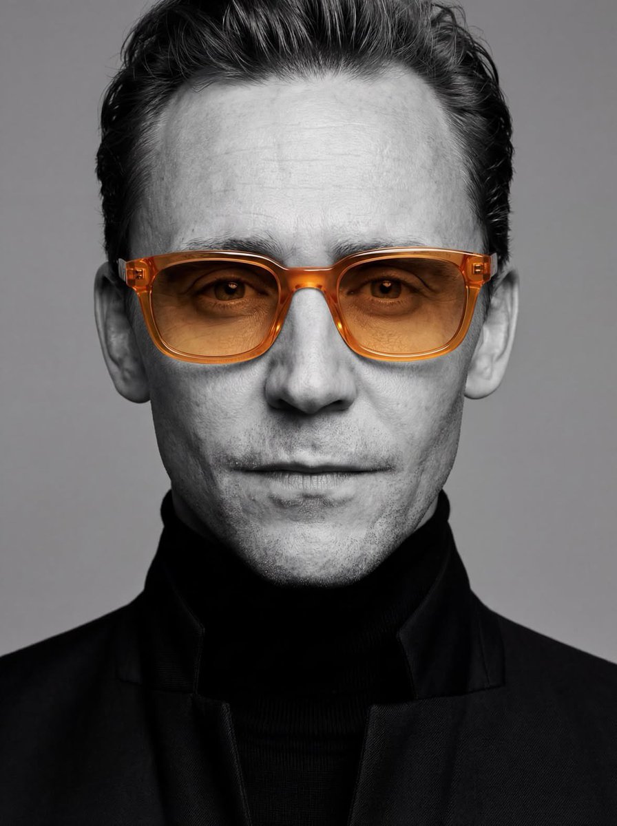 Ultra-realistic Studio Portrait with Monochrome Style thumbnail 3